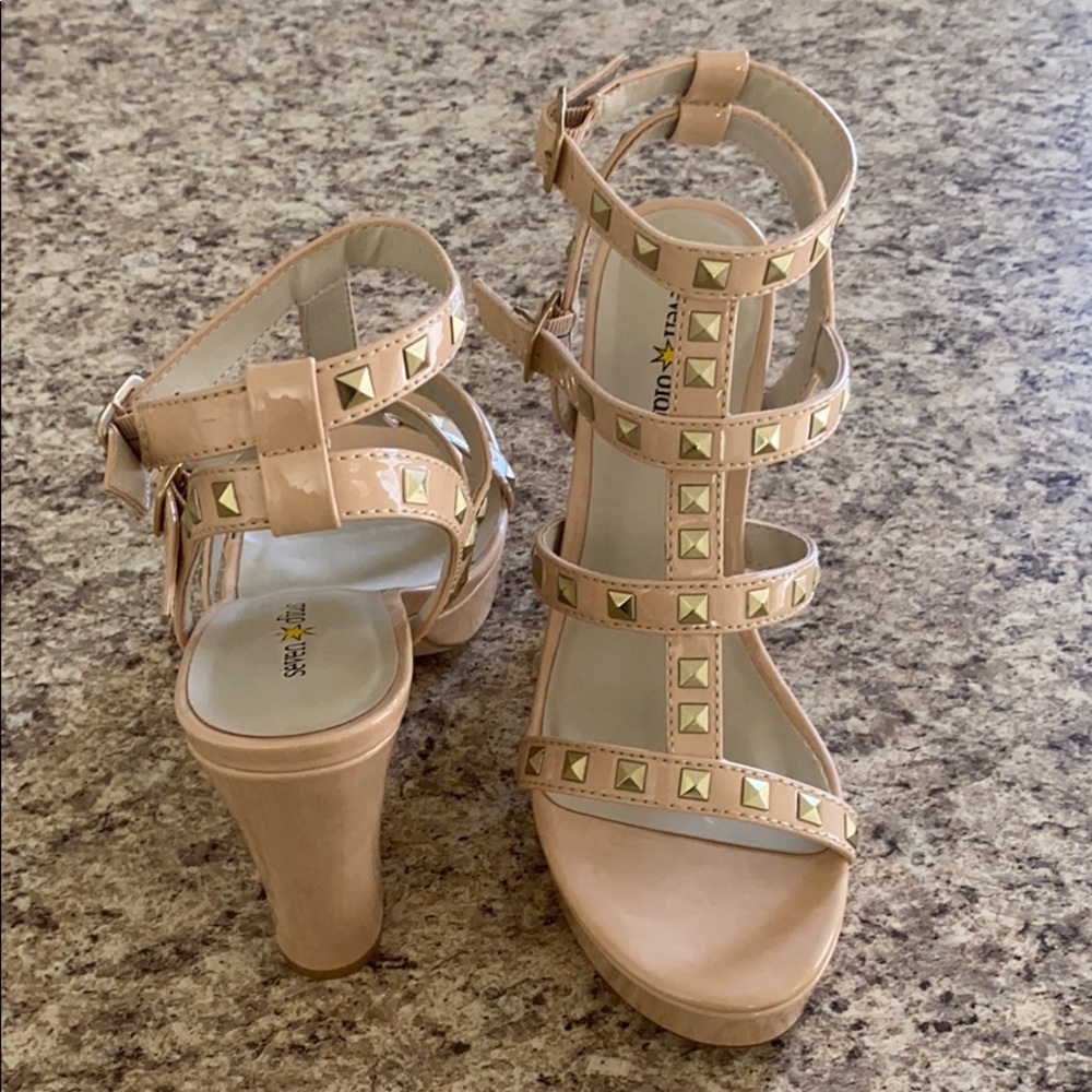 Seven Dials Heels Size 9